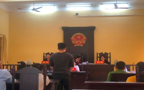 Ca sĩ Bolero Khánh Lan được thay đổi tội danh truy tố, chờ phán quyết của Toà